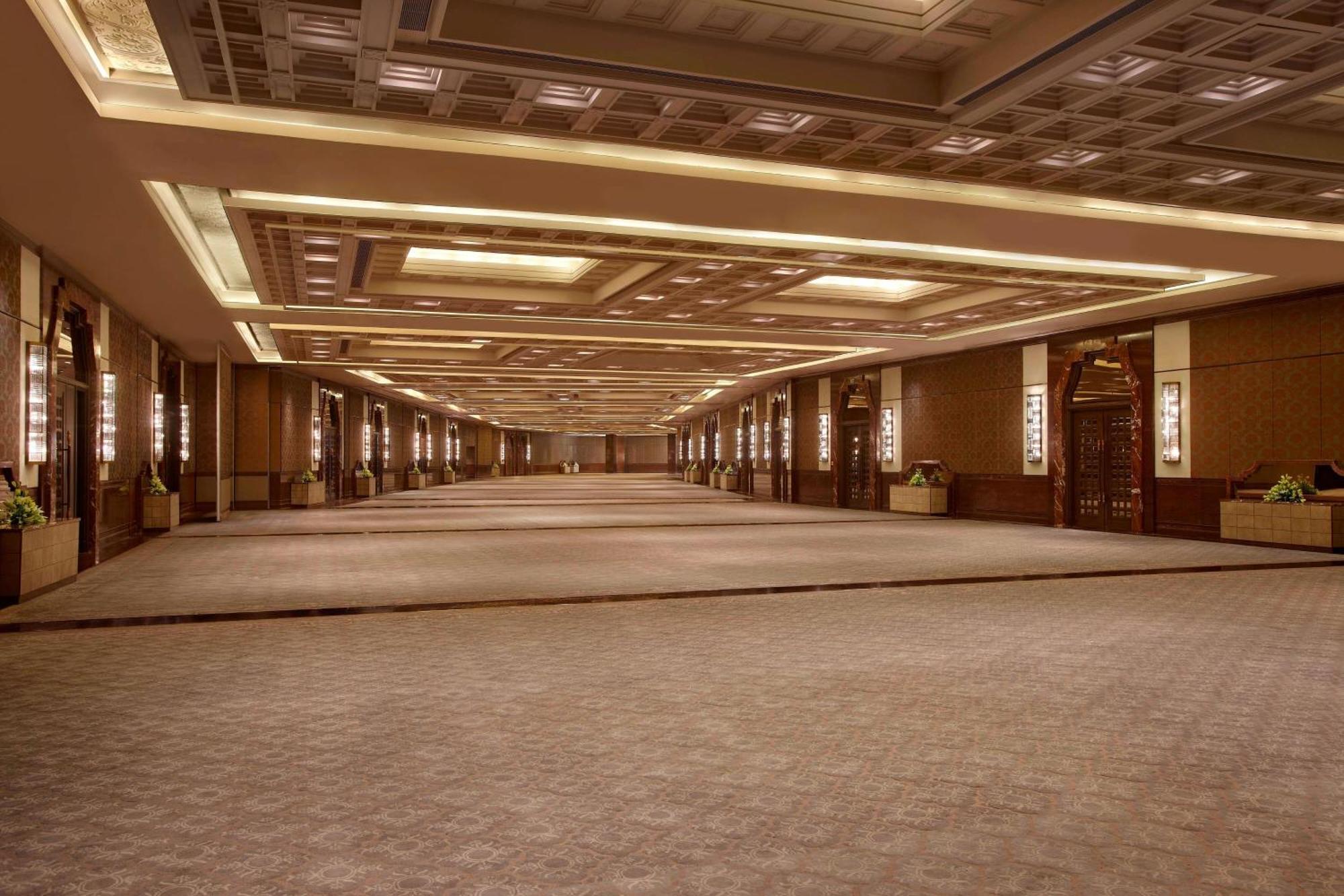 Itc Grand Chola, A Luxury Collection Hotel, Chennai Eksteriør billede The Grand Ballroom